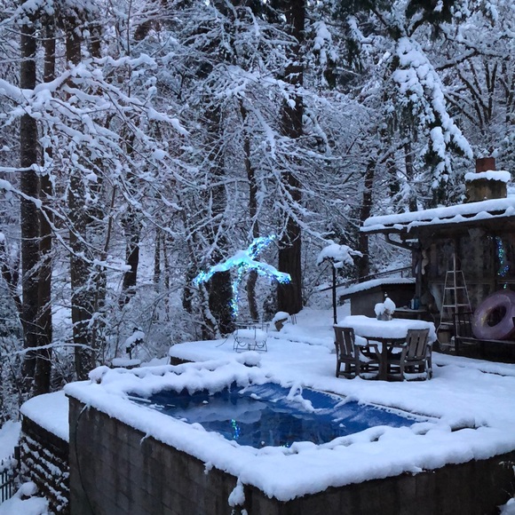 Closed ice storm coming in! - Picture 1 of 1